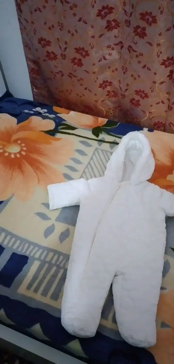 ست نوازدای|رختخواب، بالش، پتو|ماهدشت, |دیوار