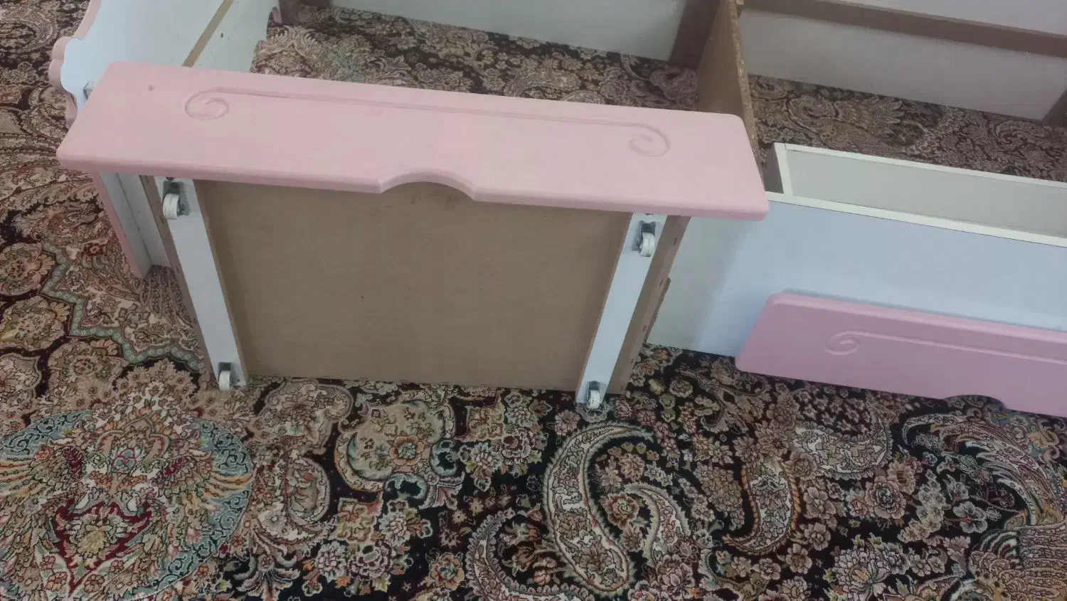 تخت نوجوانی ۹۰در۱۸۰باروکش وکیوم.همراه تشک|تخت و سرویس خواب|بجنورد, |دیوار