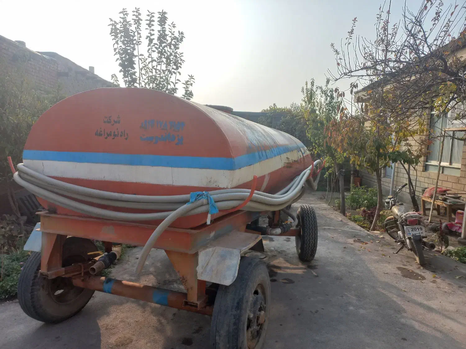 تراکتور رومانی مدل۶۴|ماشینآلات صنعتی|عجب شیر, |دیوار