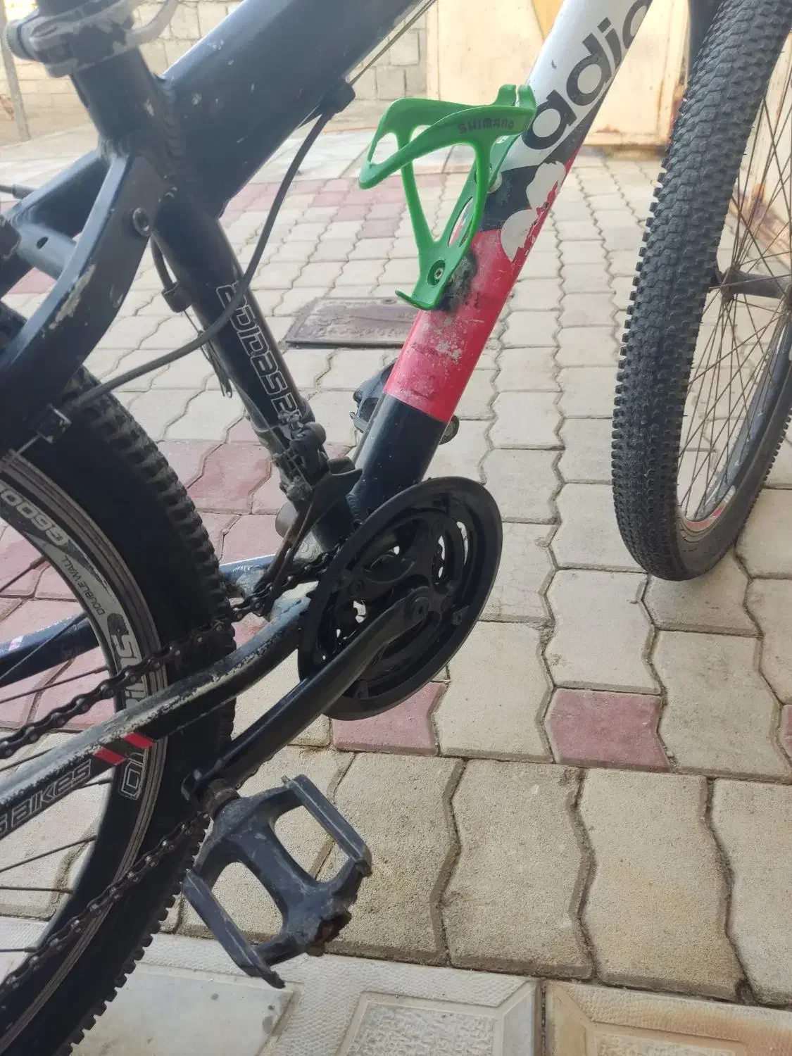 دوچرخه|دوچرخه، اسکیت، اسکوتر|انزل, |دیوار