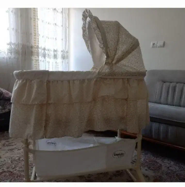 گهواره و کریر|تخت و صندلی بچه|کرج, شهرک فهمیده|دیوار