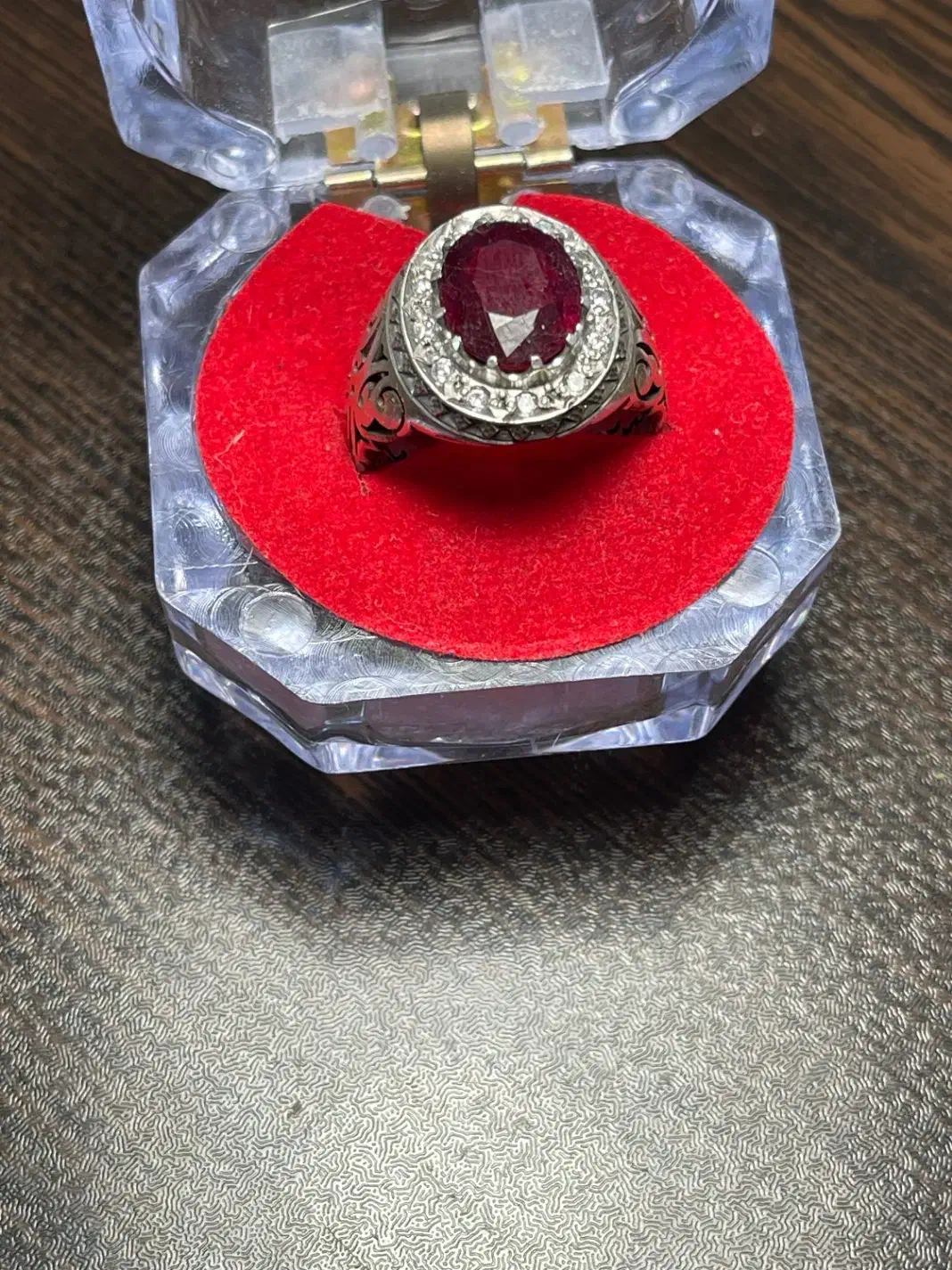 یاقوت سرخ سونچیا|جواهرات|کرمان, |دیوار