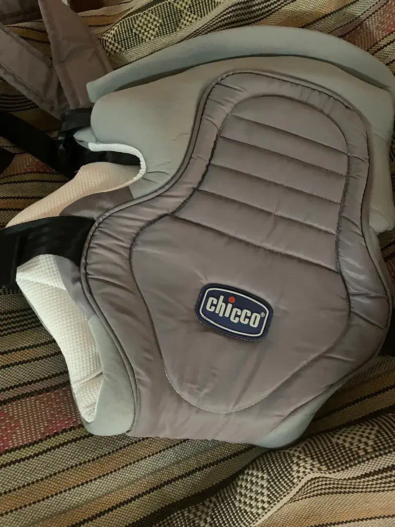 تخت نوزاد و آغوشی و صندلی غذای کودک|تخت و صندلی بچه|کرج, شهرک جهاننما|دیوار