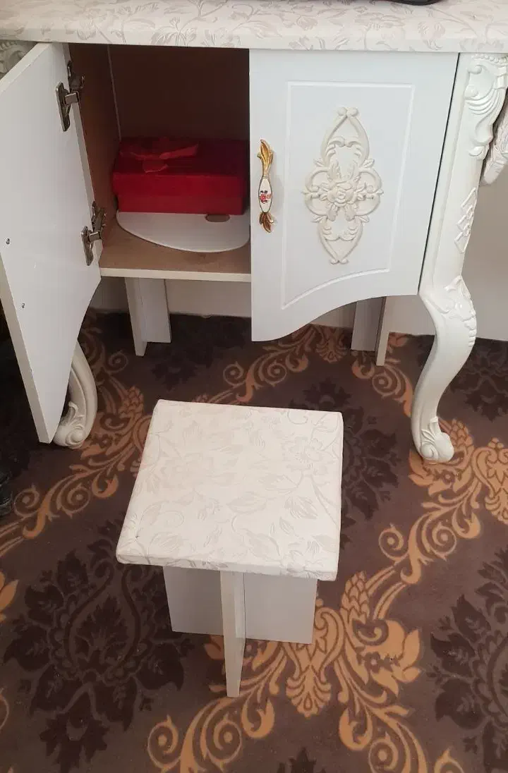 میز اتو کمد دار|اتو و لوازم اتو|تربت جام, بوستان وحدت|دیوار