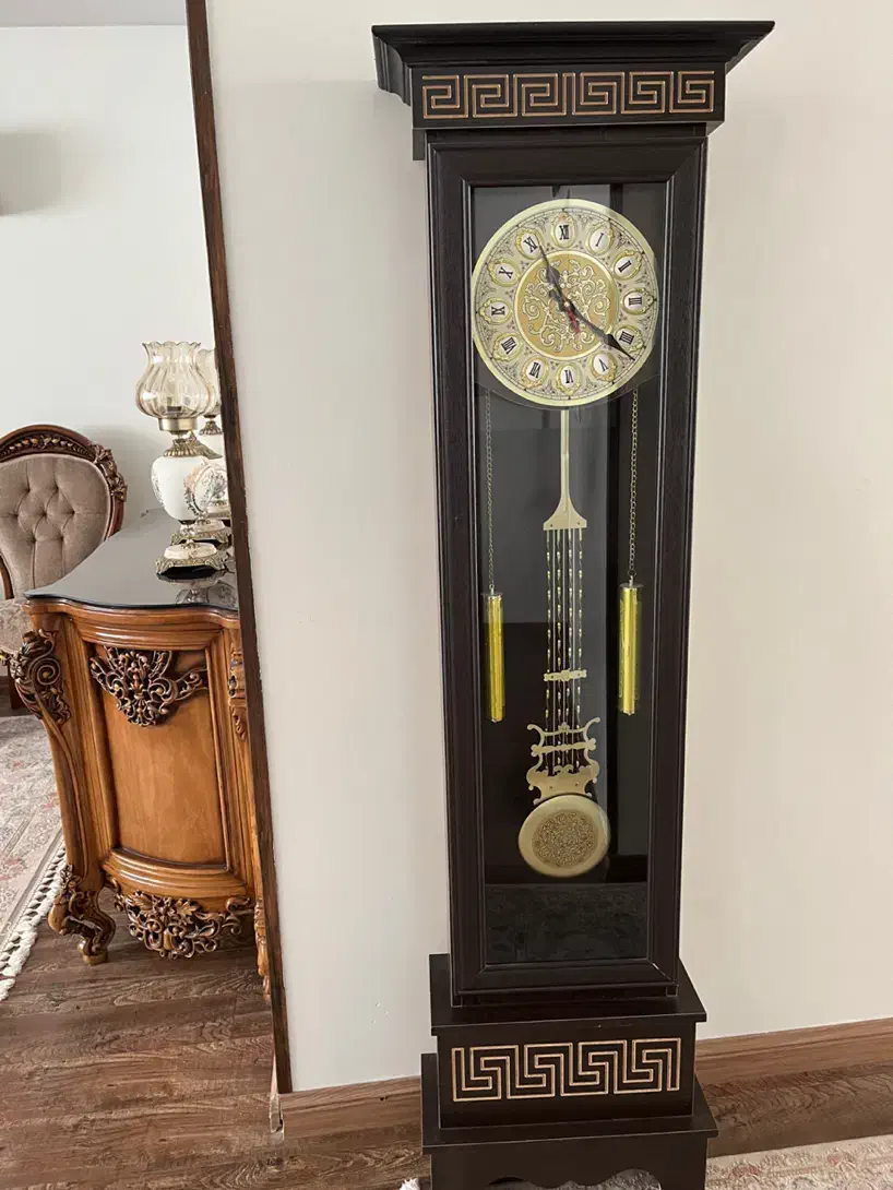 ساعت ایستاده در حد نو|ساعت دیواری و تزئینی|کرج, دهقان ویلا|دیوار