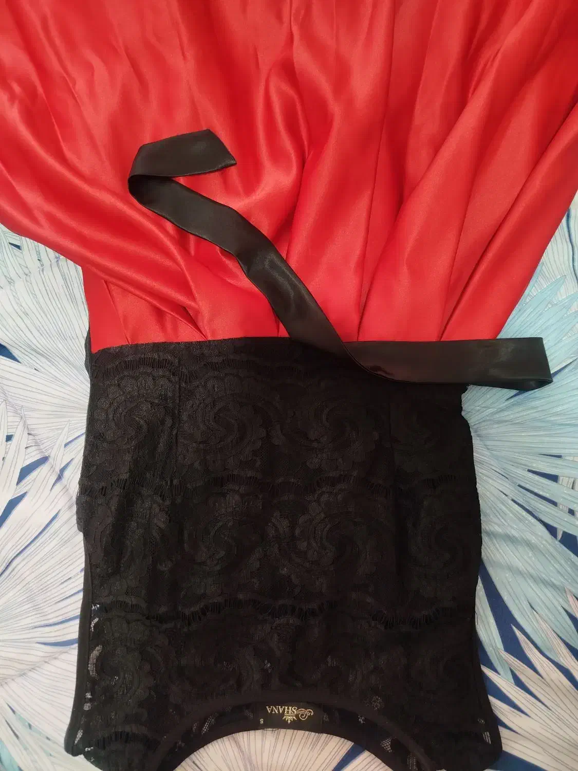 لباس مجلسی دنباله دار|لباس|تهران, حکیمیه|دیوار