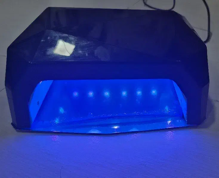 دستگاه لاک خشک کن یووی|آرایشی، بهداشتی، درمانی|بندرعباس, |دیوار