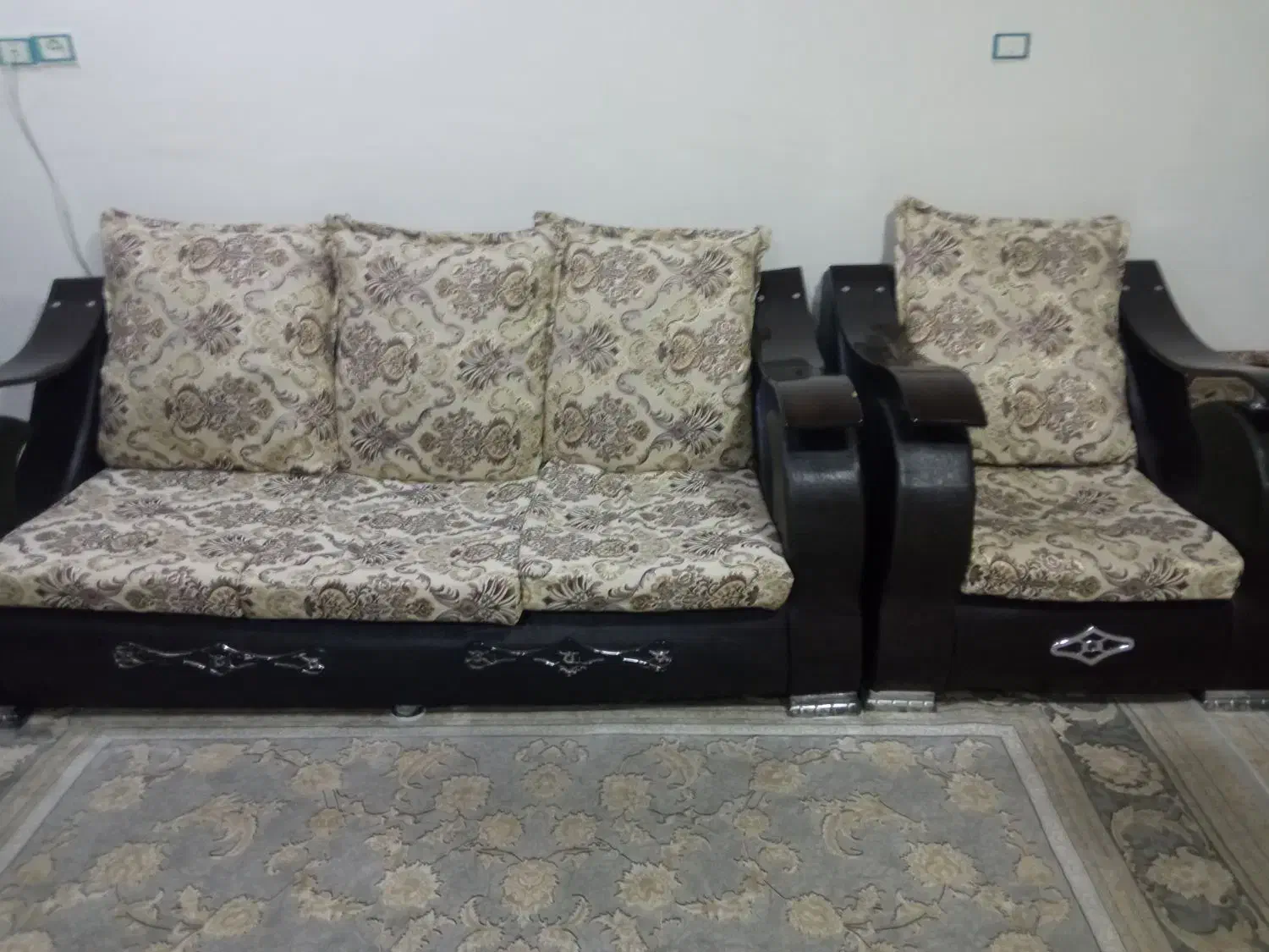 مبل هفت نفره|مبلمان خانگی و میز عسلی|قروه, |دیوار