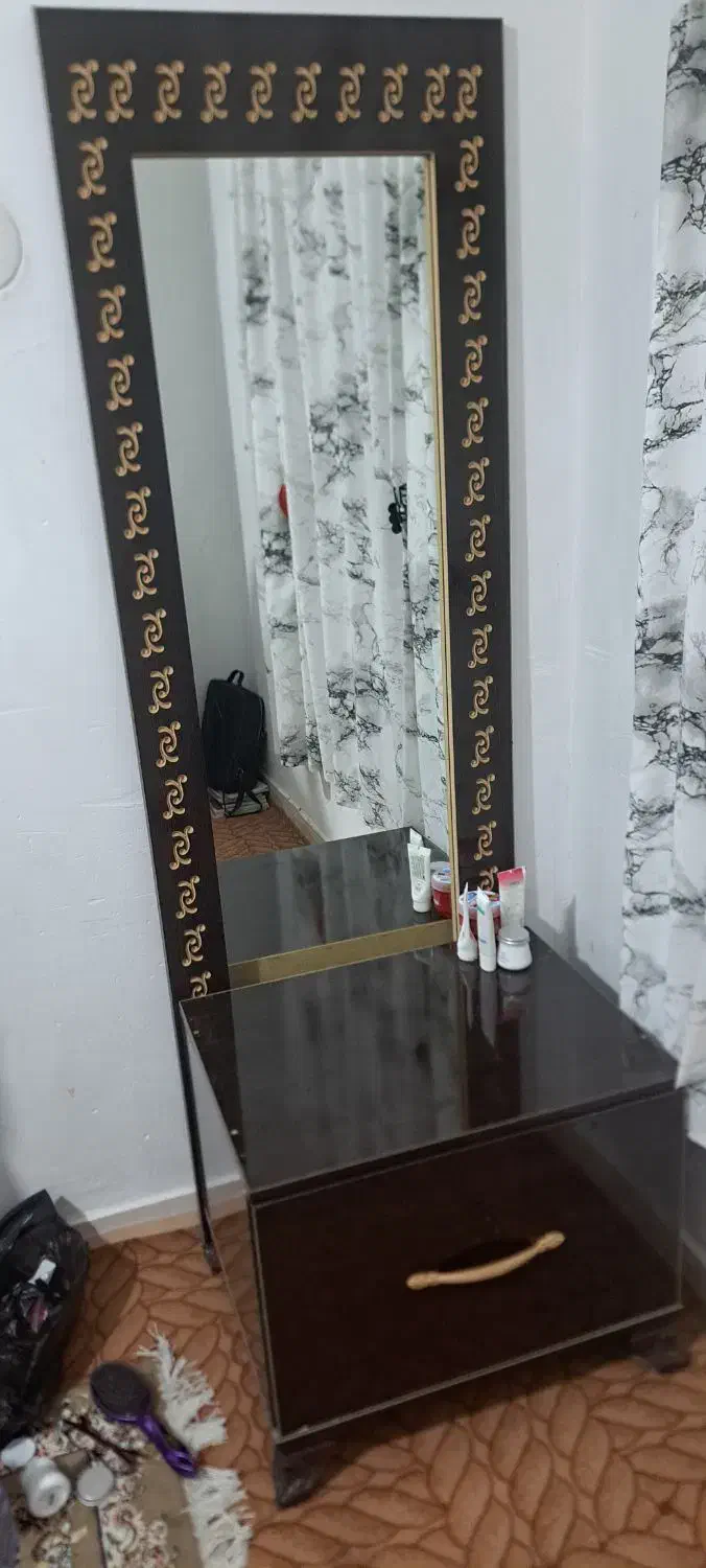 آیینه قدی|آینه|زنجان, |دیوار