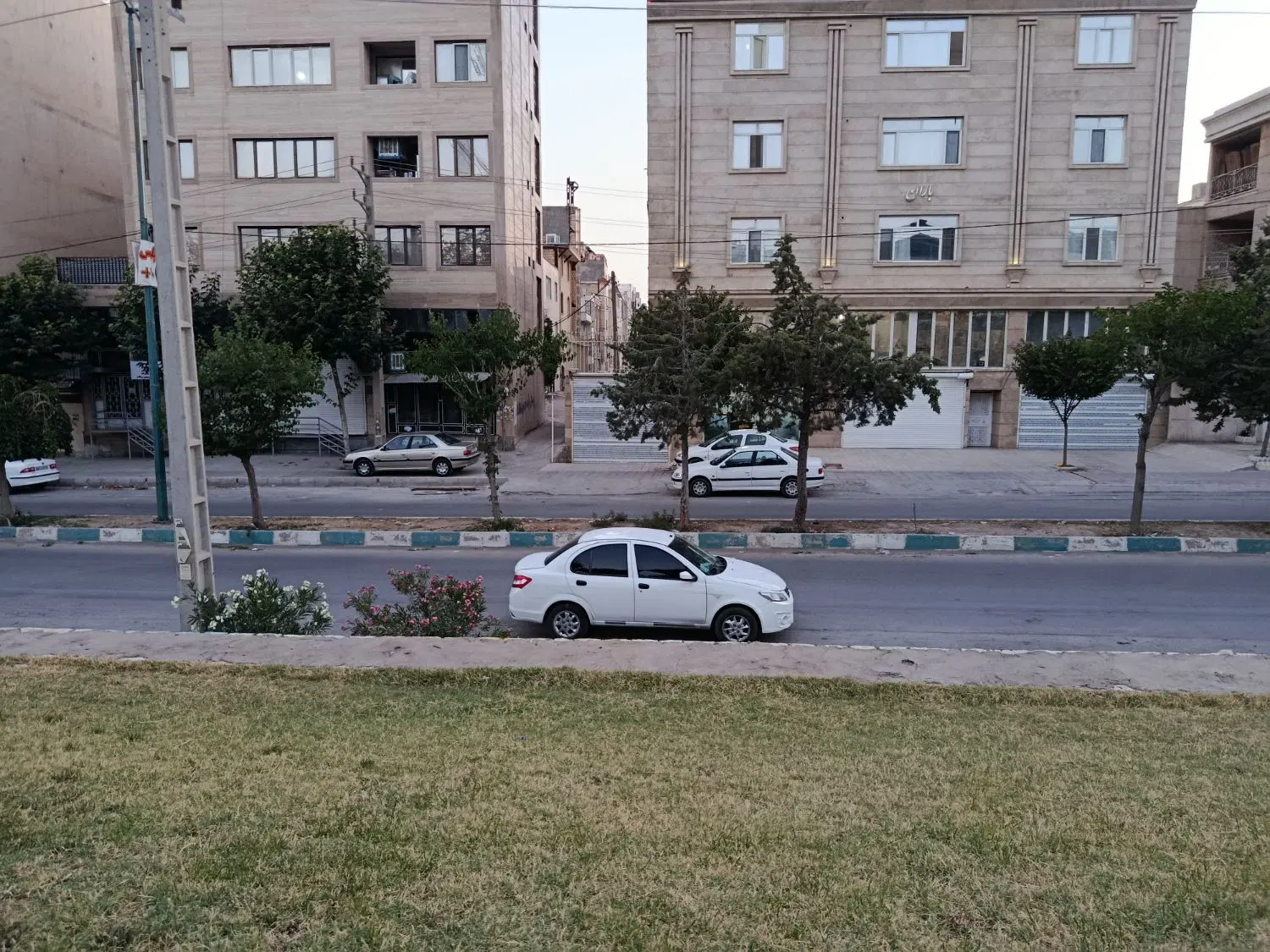 ساینا|خودرو سواری و وانت|کرمانشاه, |دیوار