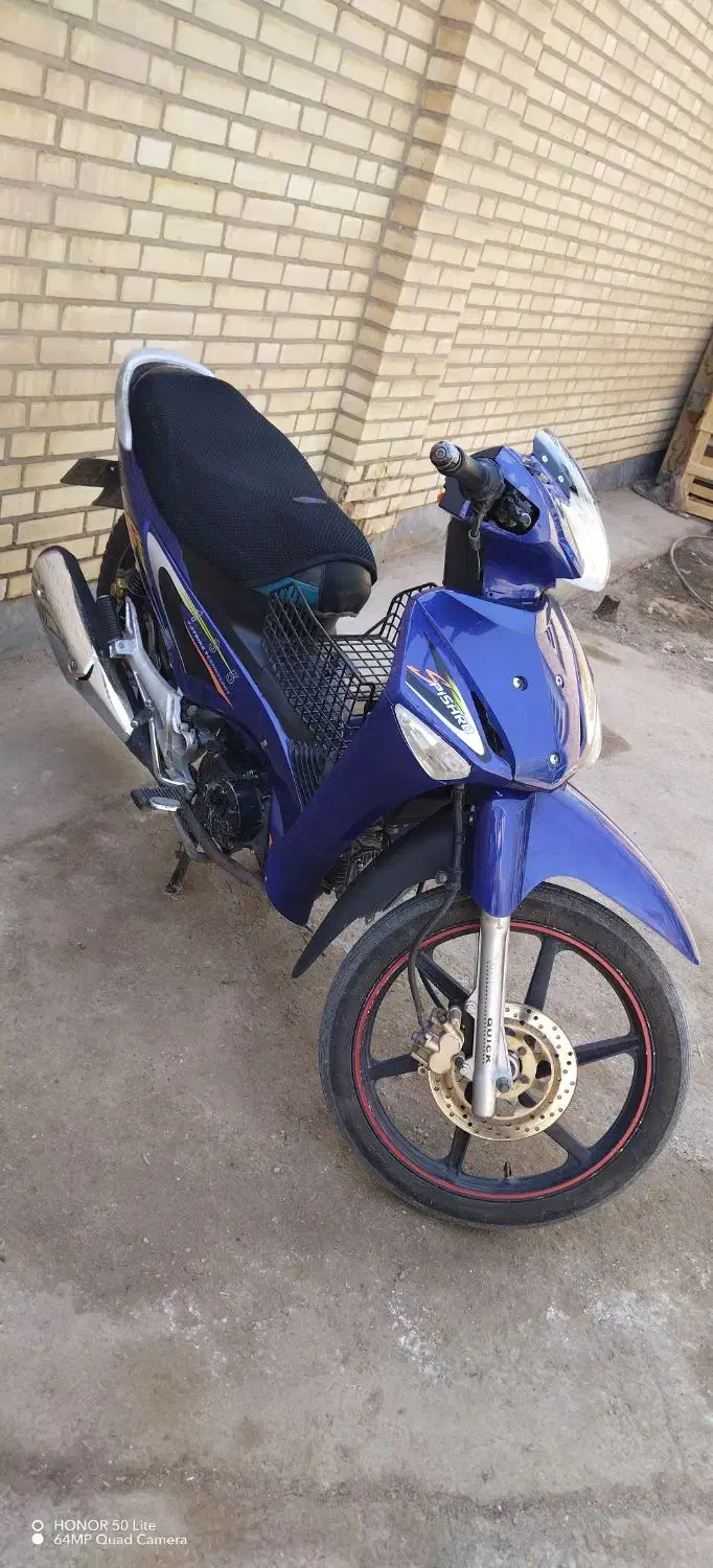 موتور لاکی 135|موتورسیکلت|اهواز, بعثت|دیوار