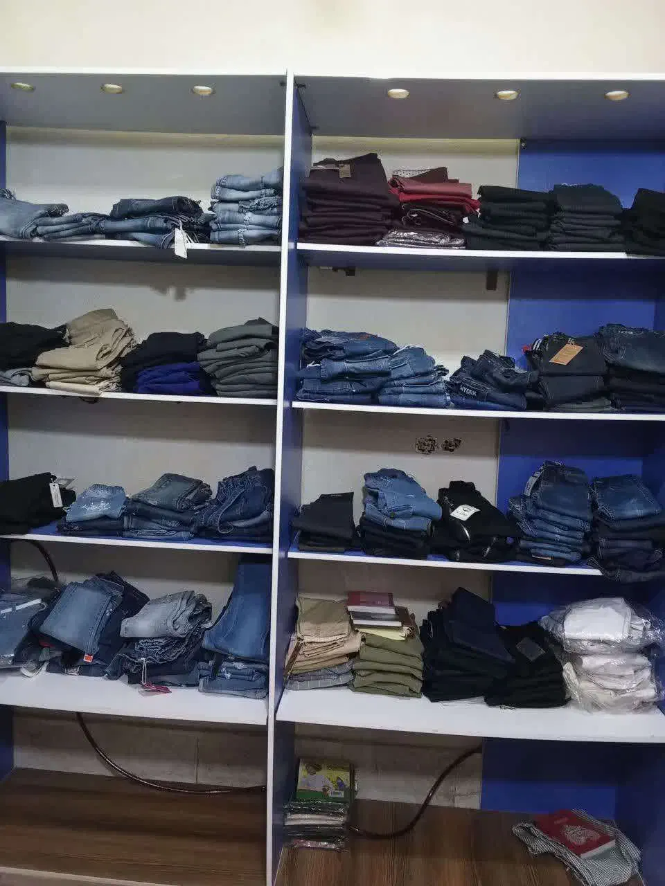 ویترین|فروشگاه و مغازه|بومهن, |دیوار