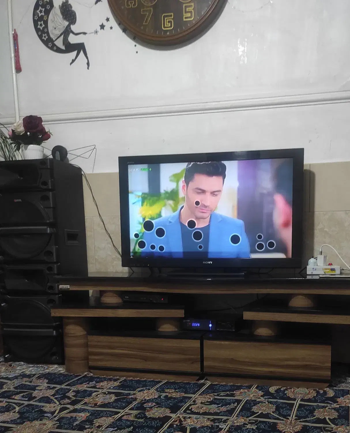 تلویزیون سونی ضربه خورده|تلویزیون و پروژکتور|زاهدان, |دیوار