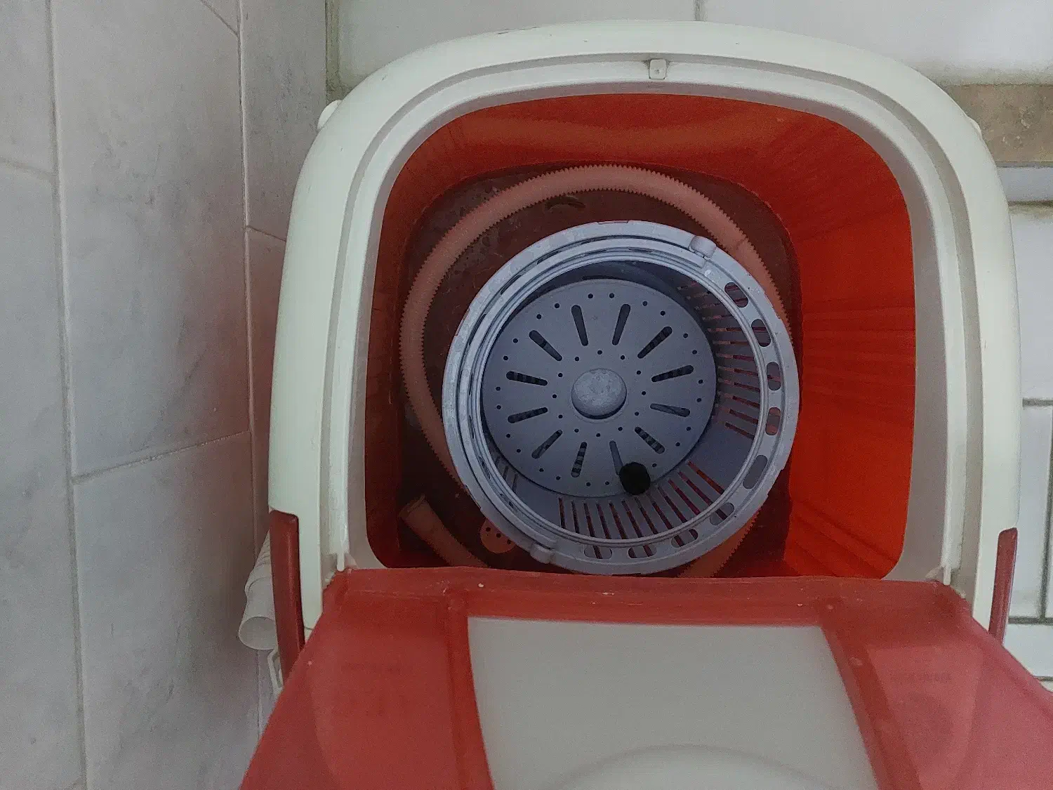 کهنه شور آلمانی AEG به همراه خشک کن|ماشین لباسشویی و خشک‌کن لباس|تبریز, |دیوار