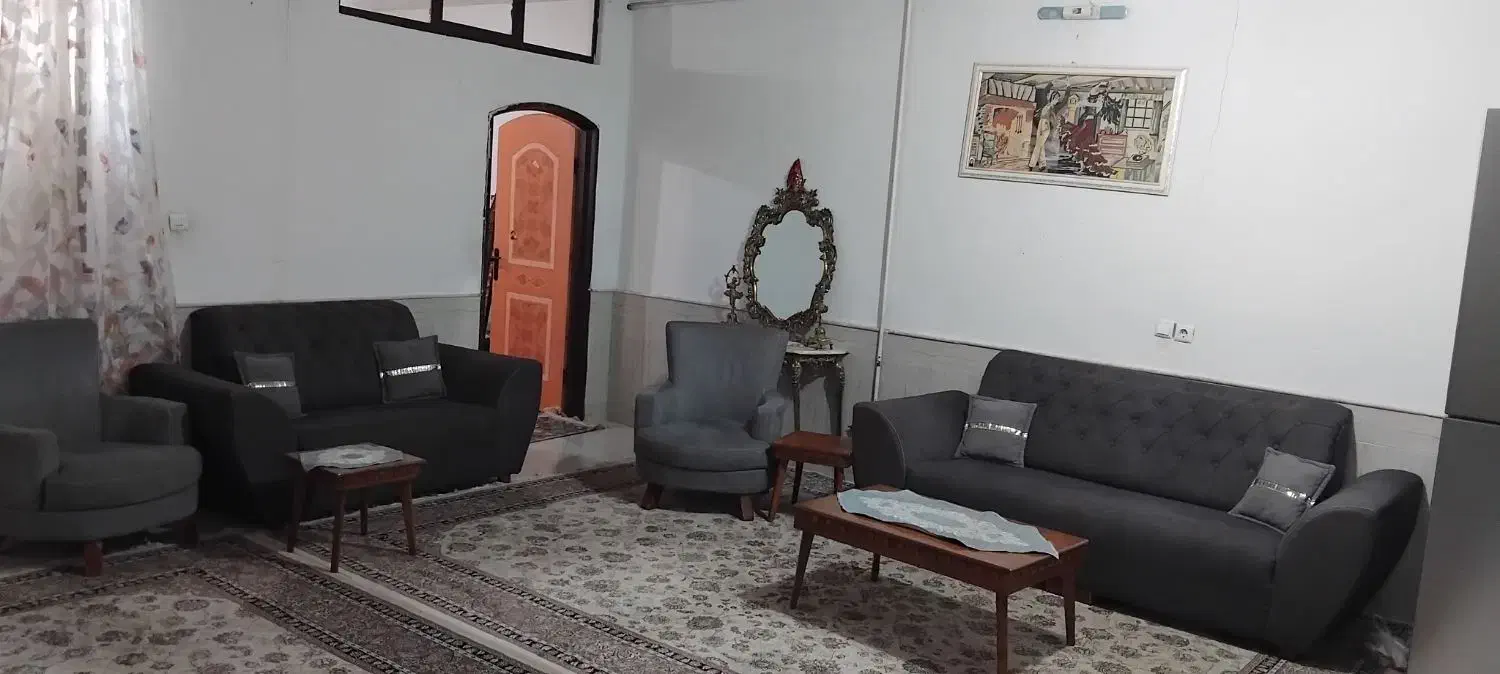 مبل ۷ نفره|مبلمان خانگی و میز عسلی|نیشابور, مدرس|دیوار