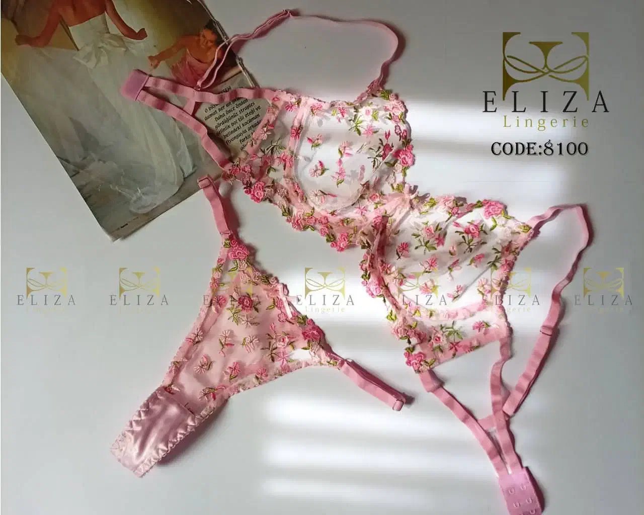 لباس زیر بانو|لباس|اصفهان, لیمجیر|دیوار