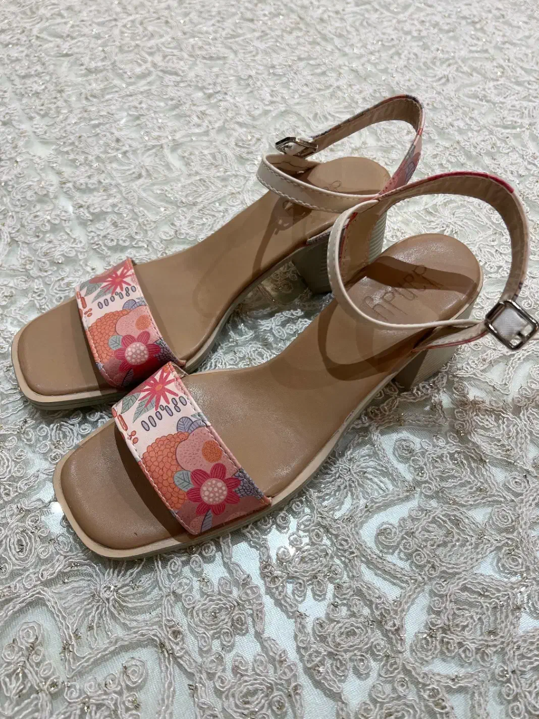 کفش زنانه دندی سایز ۳۸|کیف، کفش، کمربند|تهران, سازمان آب|دیوار