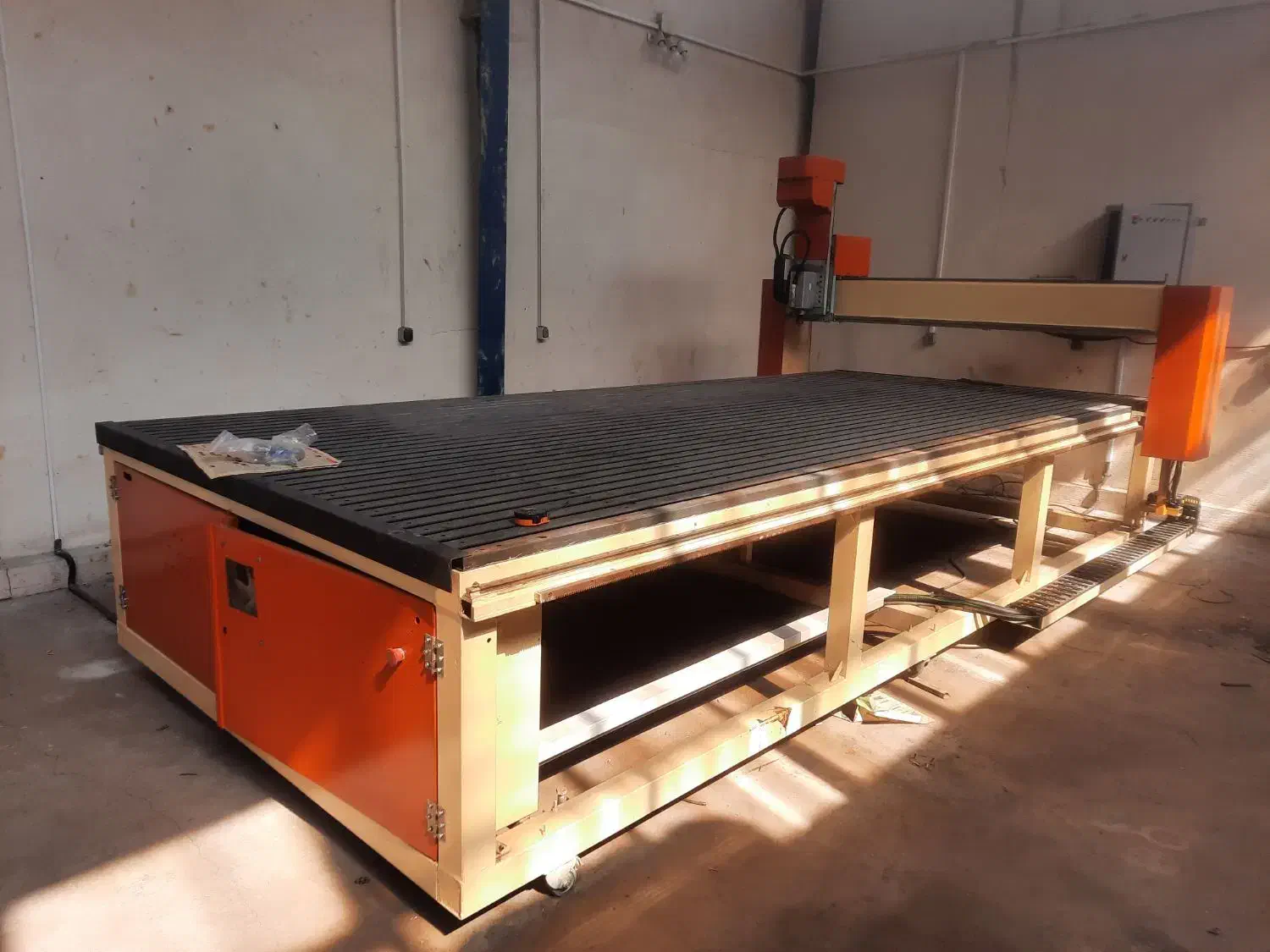 دستگاه cnc چوب و mdf|ماشینآلات صنعتی|قم, شهرک امام حسن|دیوار