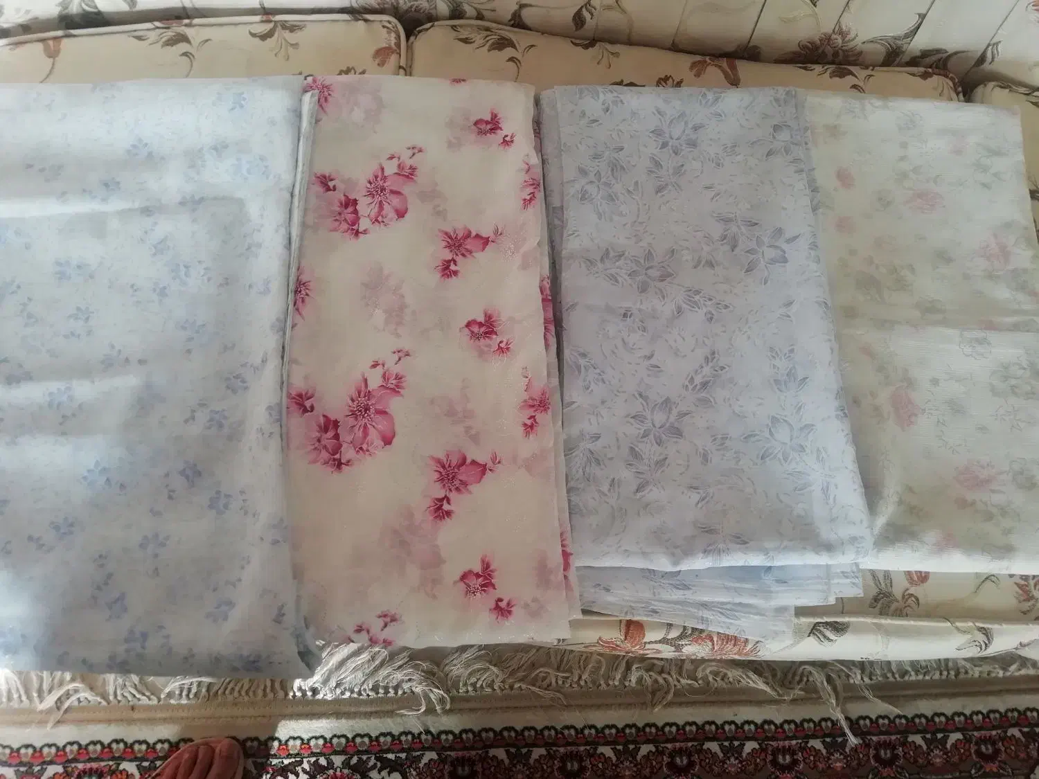 چادر عروس|لباس|هشتگرد, فاز ۲ مهستان|دیوار