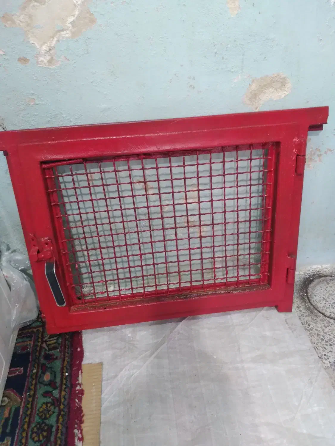 پنجره آهنی سیم ضخیم در حد نو|مصالح و تجهیزات ساختمان|خوی, |دیوار