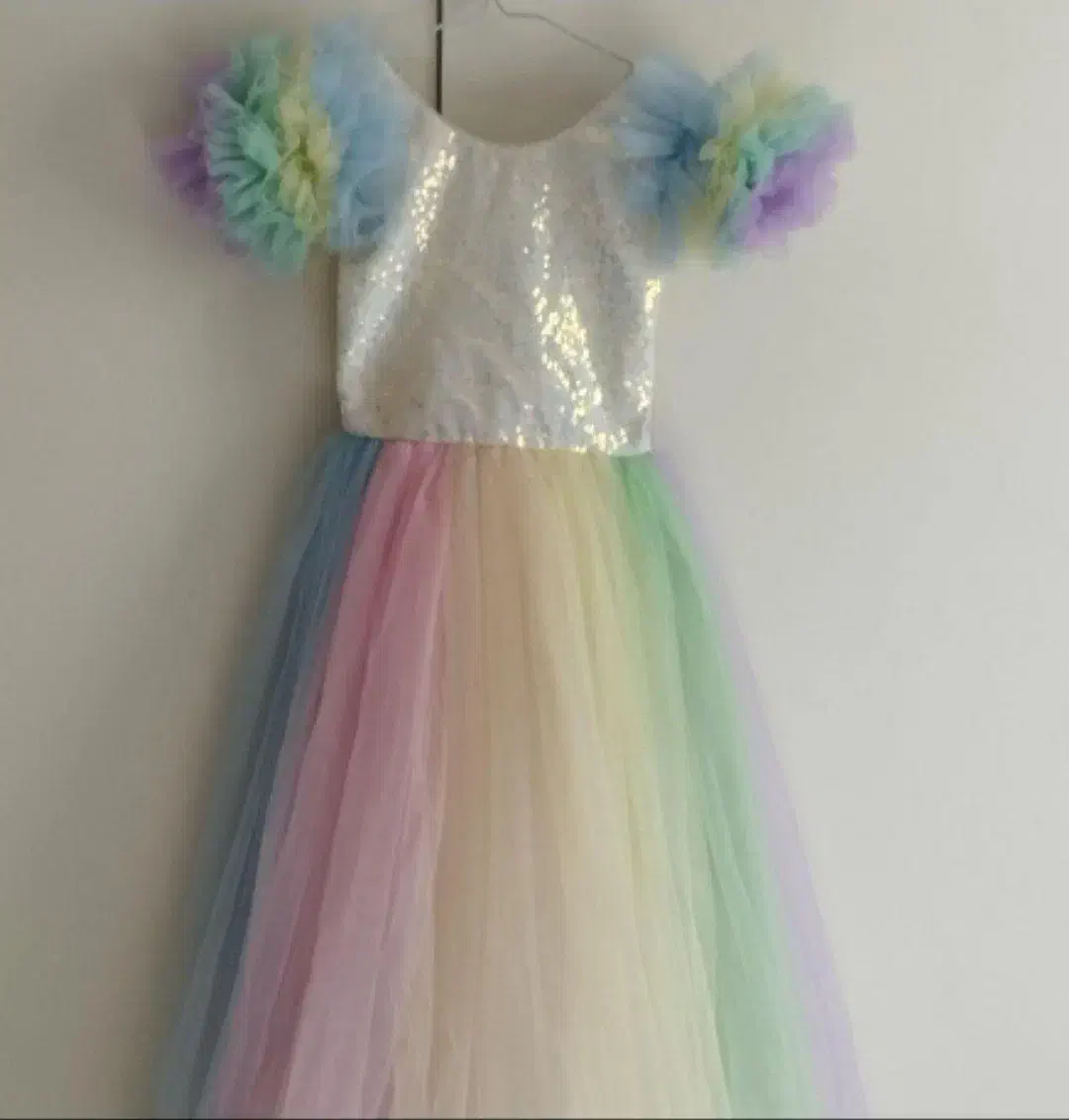 پیراهن مجلسی دخترانه|کفش و لباس بچه|هشتگرد, هشتگرد قدیم|دیوار