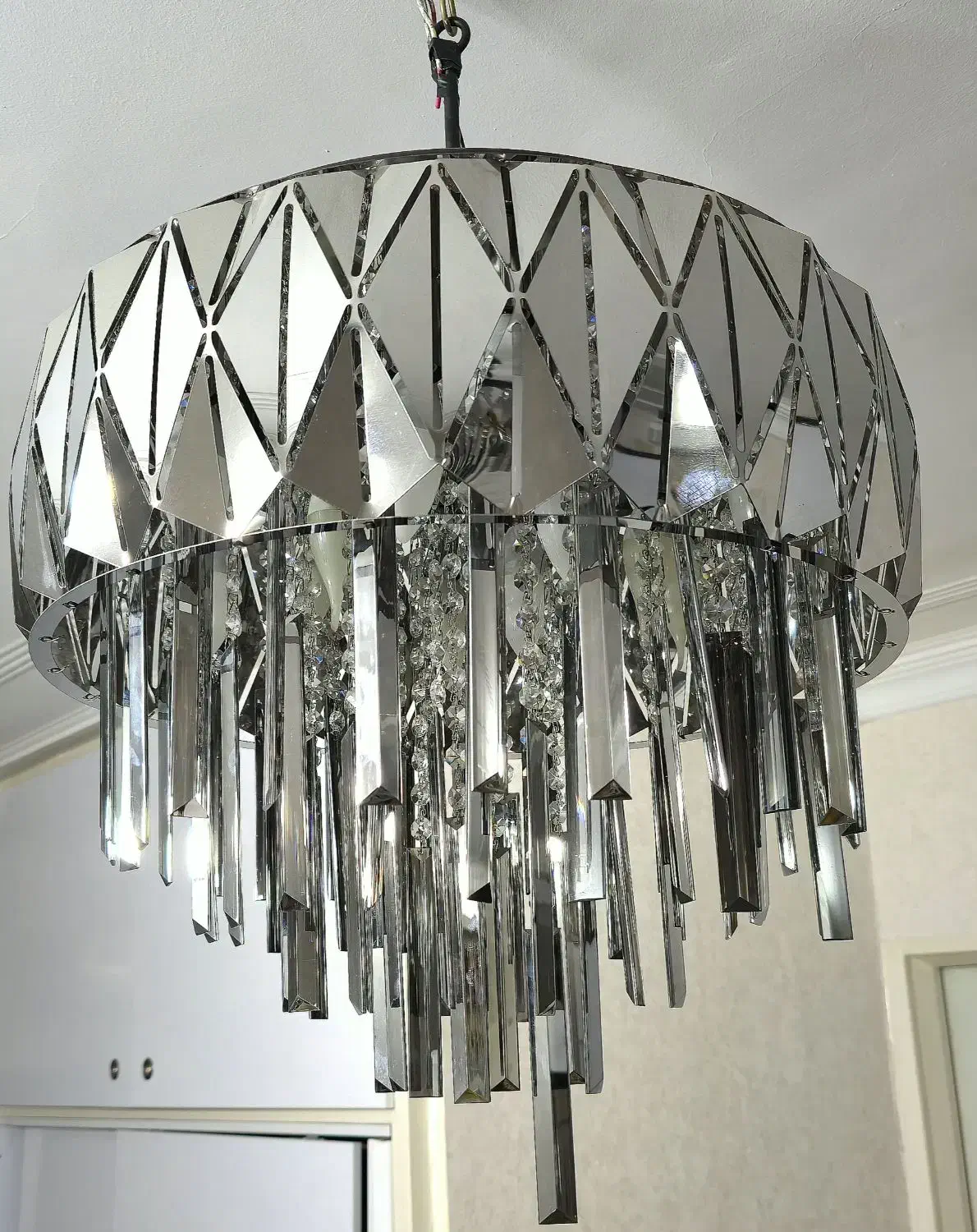 لوستر مدرن|لوستر و چراغ آویز|ری, حمزهآباد|دیوار