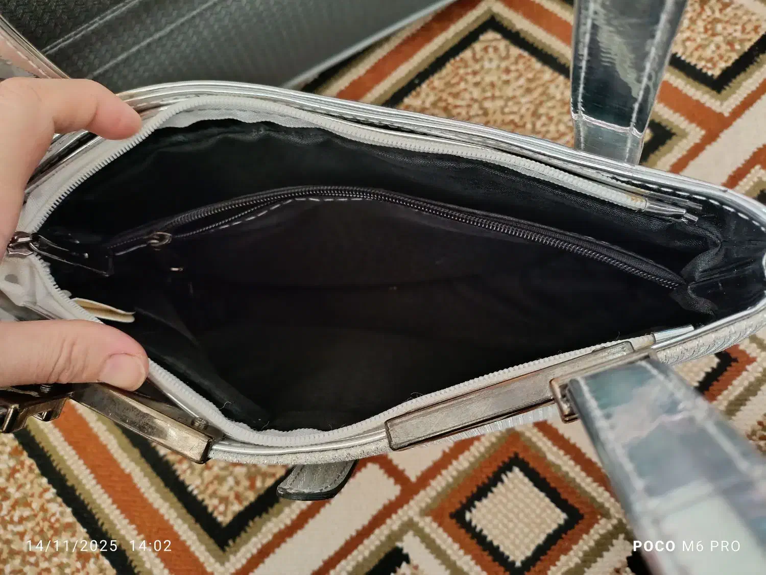 کیف مجلسی|کیف، کفش، کمربند|سرپل ذهاب, |دیوار