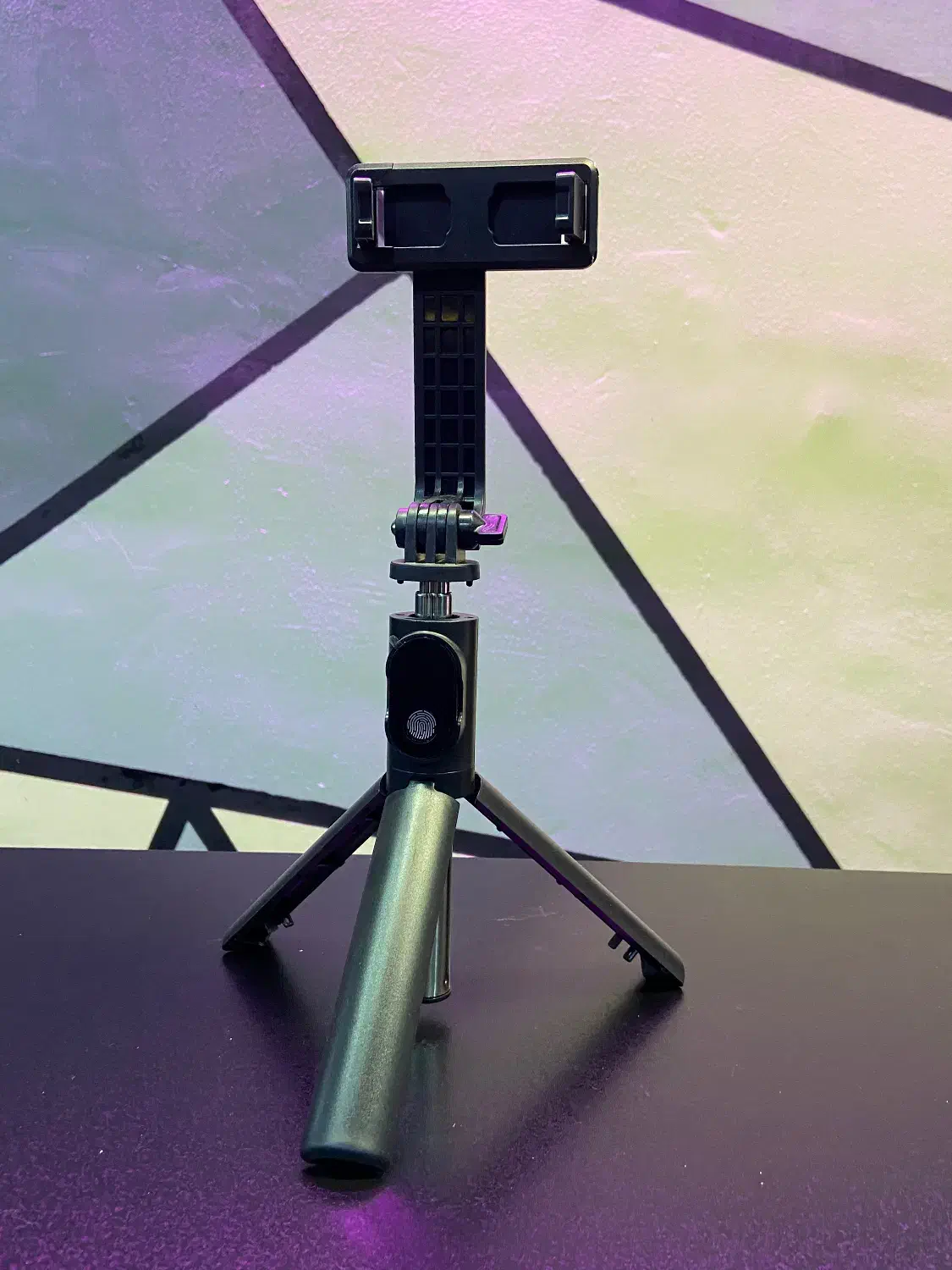 فروش انواع استند گوشی و رینگ لایت|دوربین عکاسی و فیلم‌برداری|اصفهان, باغ زرشک|دیوار