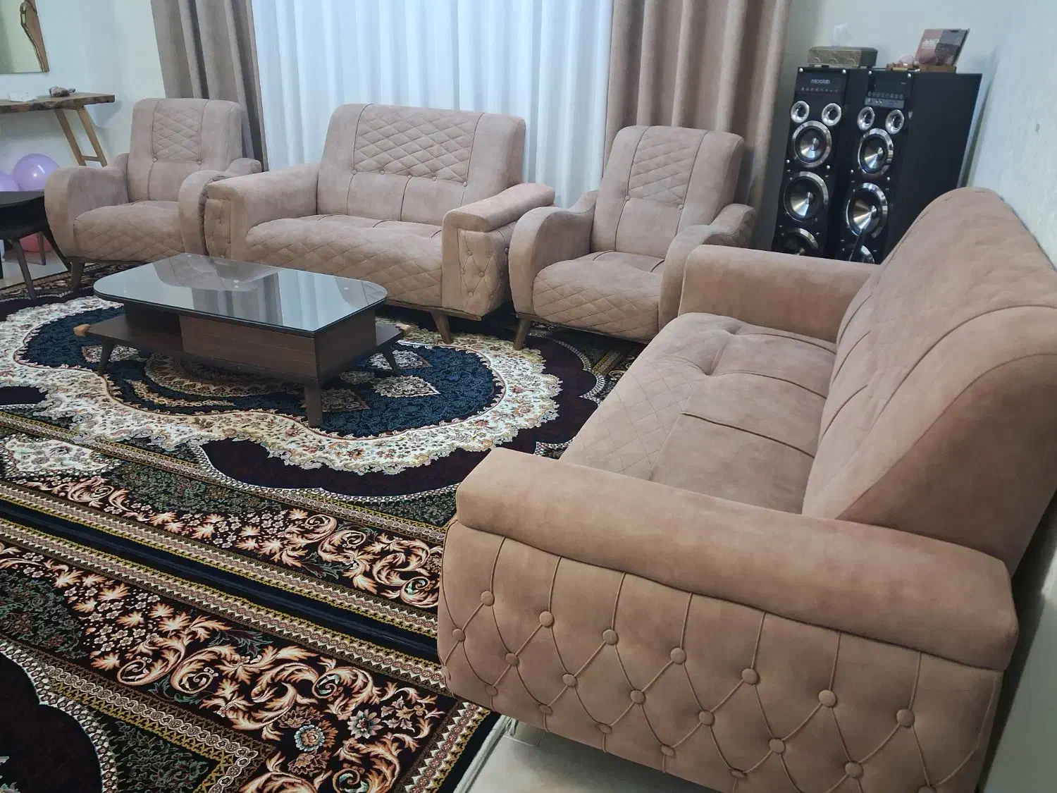 مبل راحتی ۷ نفره|مبلمان خانگی و میز عسلی|کرج, شاهین‌ویلا|دیوار