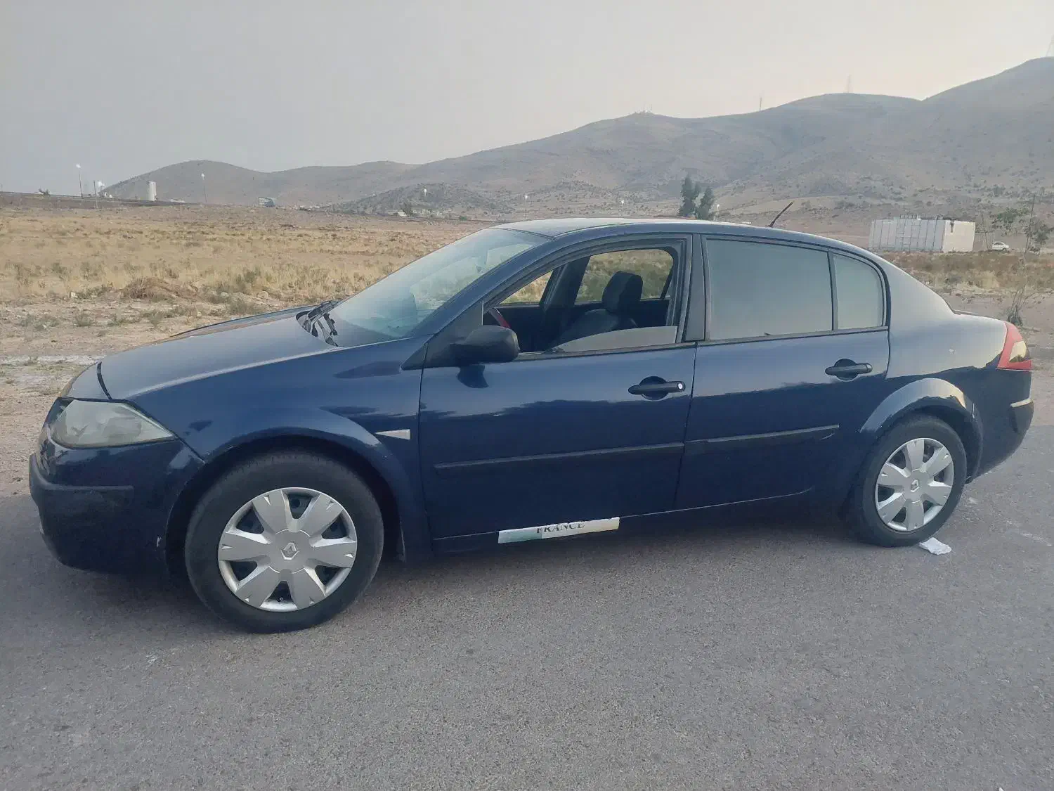 مگان اتومات وارداتی فوق العاده سالم|خودرو سواری و وانت|شیراز, رکن‌آباد|دیوار