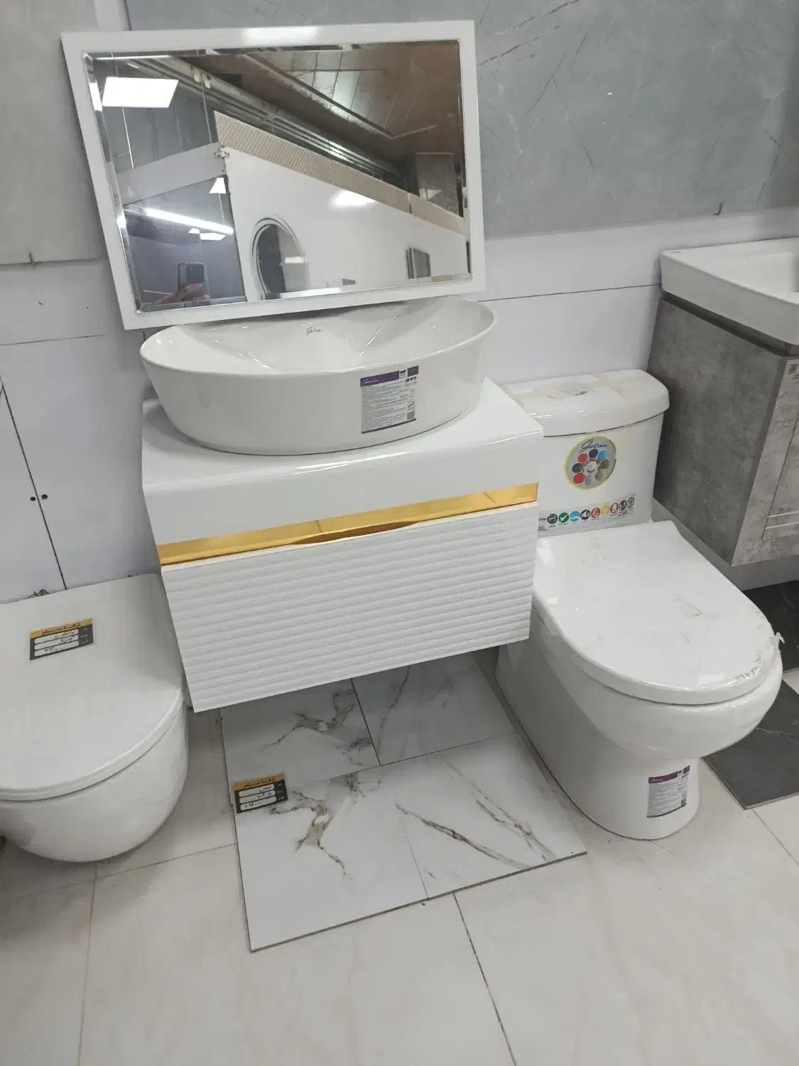 روشویی کابینتی در تنوع بالا|لوازم سرویس بهداشتی|خمینیشهر, |دیوار