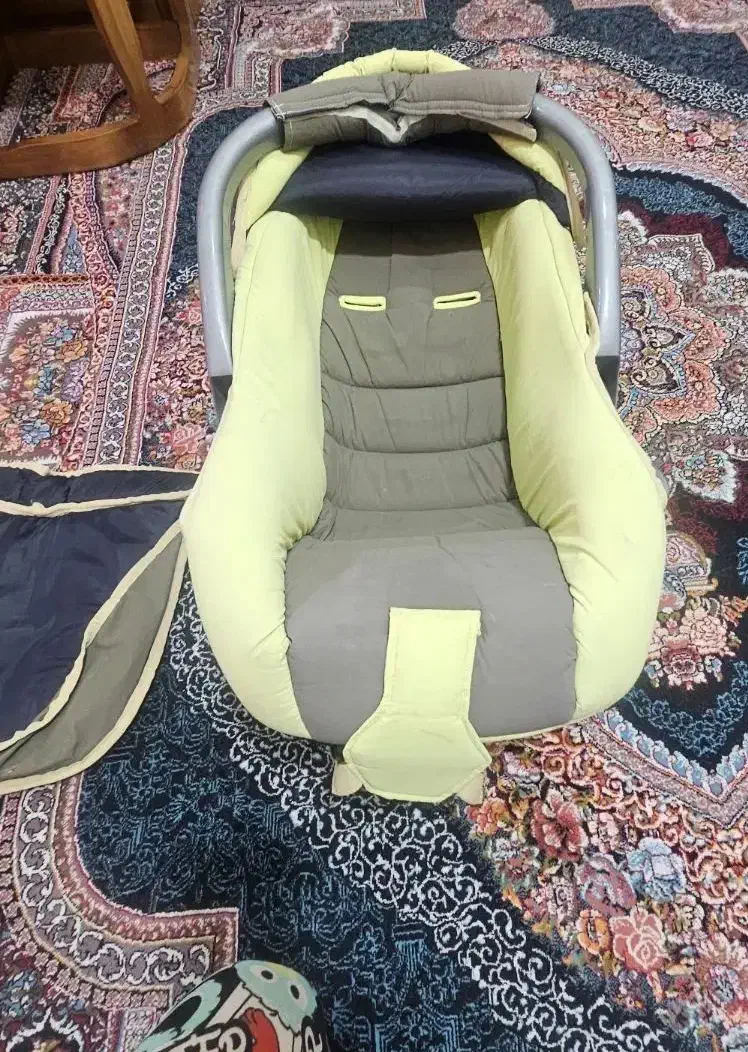 کریر بچه|کالسکه و لوازم جانبی|آبدانان, |دیوار