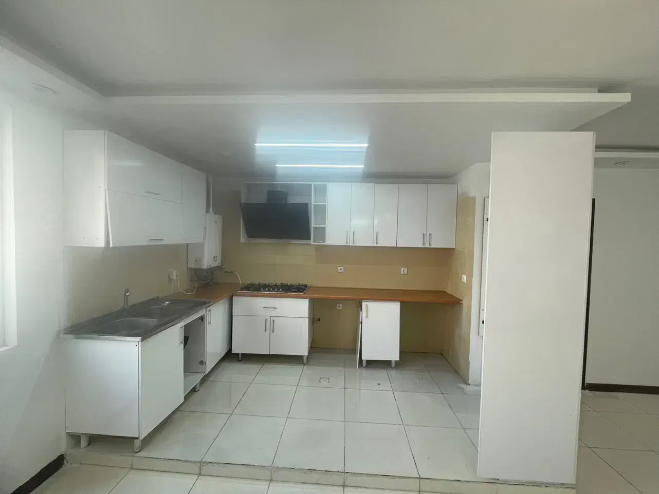 چسب  فاز ۱ / ۹۰ متر / فول امکانات|فروش آپارتمان|هشتگرد, شهرک گلها|دیوار