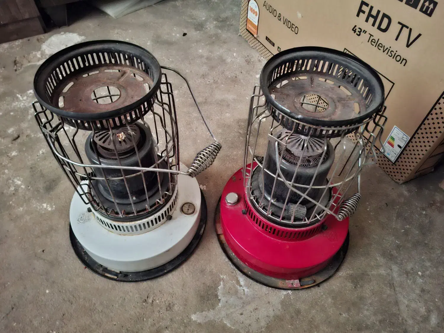 دو عدد بخاری نفتی سولان 2/500،|بخاری، هیتر، شومینه|یاسوج, |دیوار