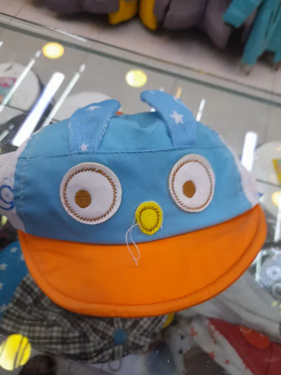 کلاه|لباس|قم, مسجد امام حسن|دیوار