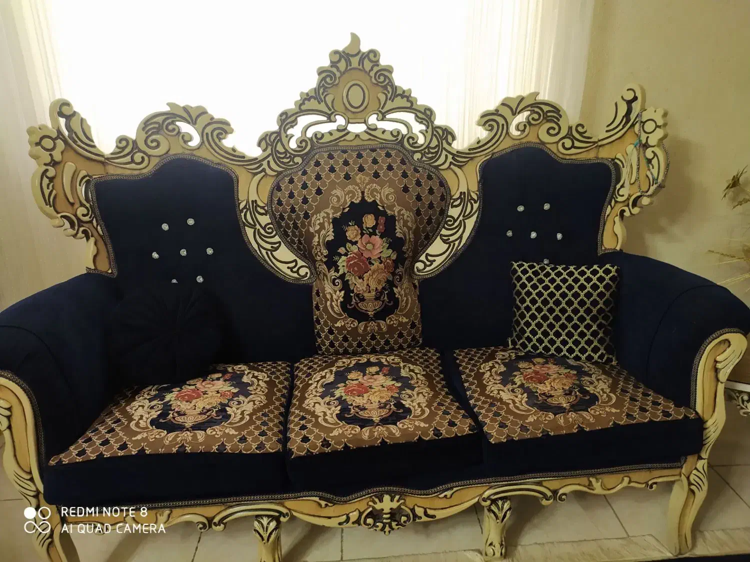 مبل سلطنتی ۸ نفره با میزعسلی|مبلمان خانگی و میز عسلی|لنگرود, |دیوار