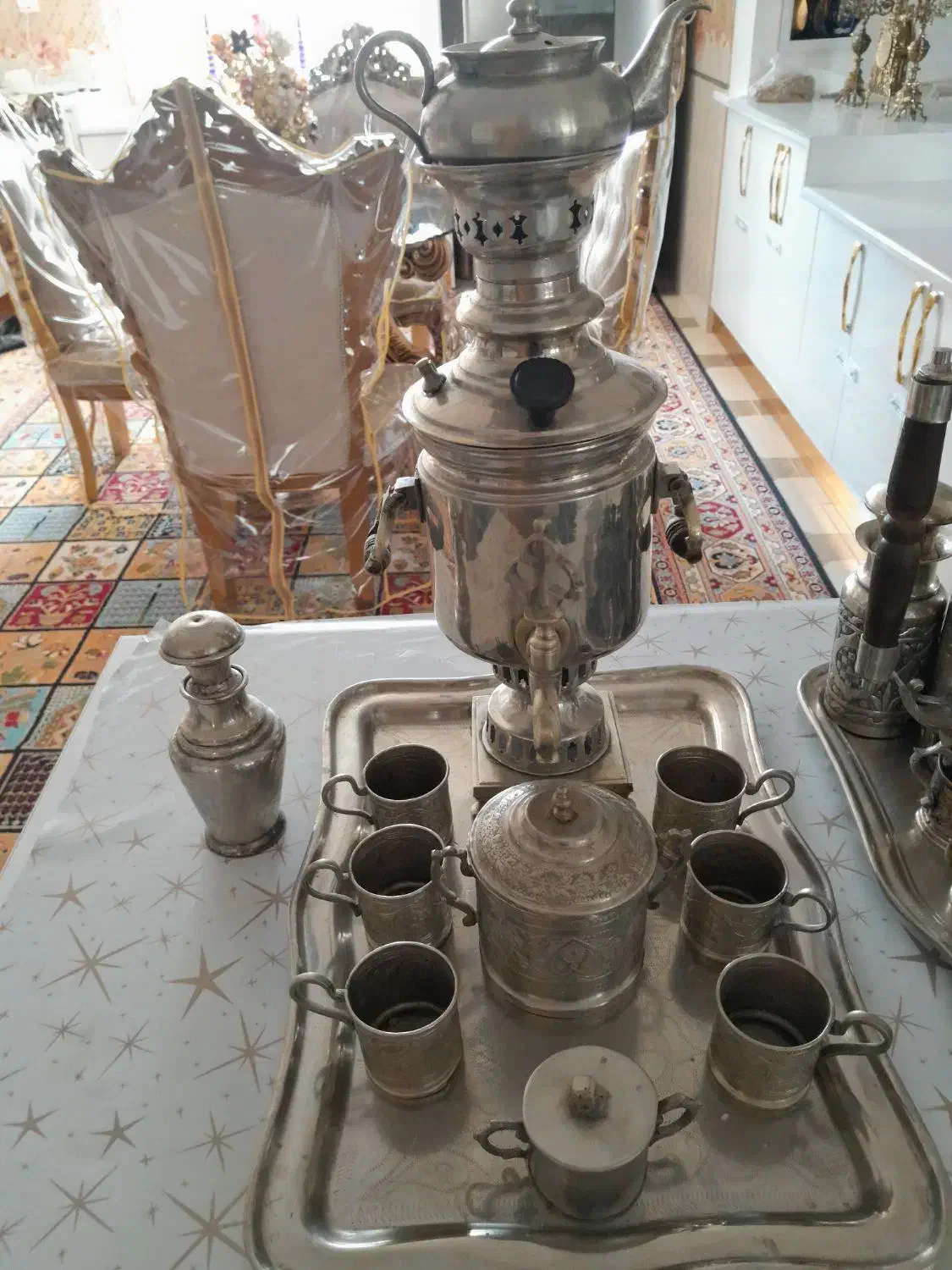 سماور ورشو|کلکسیون اشیاء عتیقه|نهاوند, |دیوار