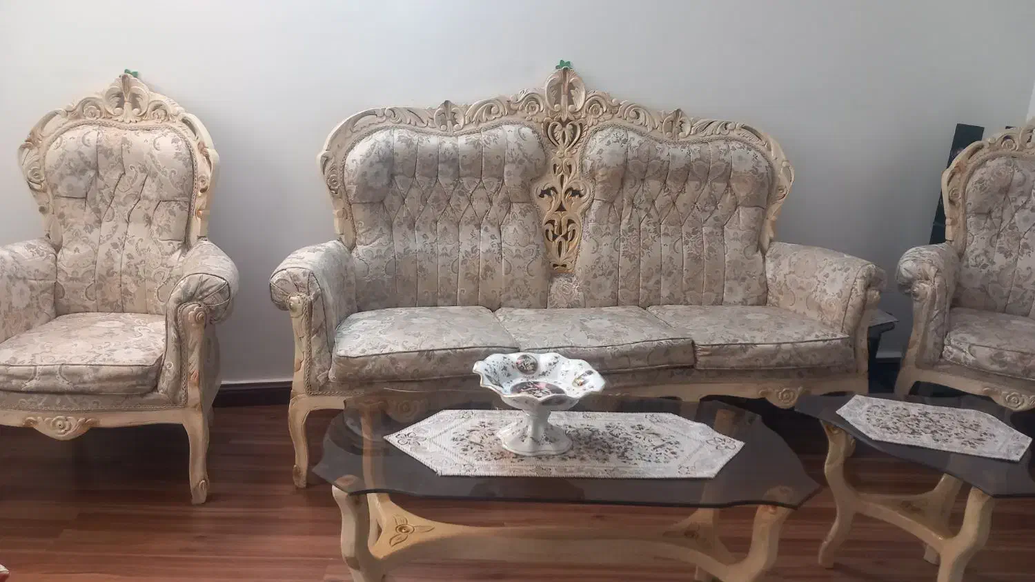 مبل چوبی|مبلمان خانگی و میز عسلی|تهران, سلسبیل شمالی|دیوار