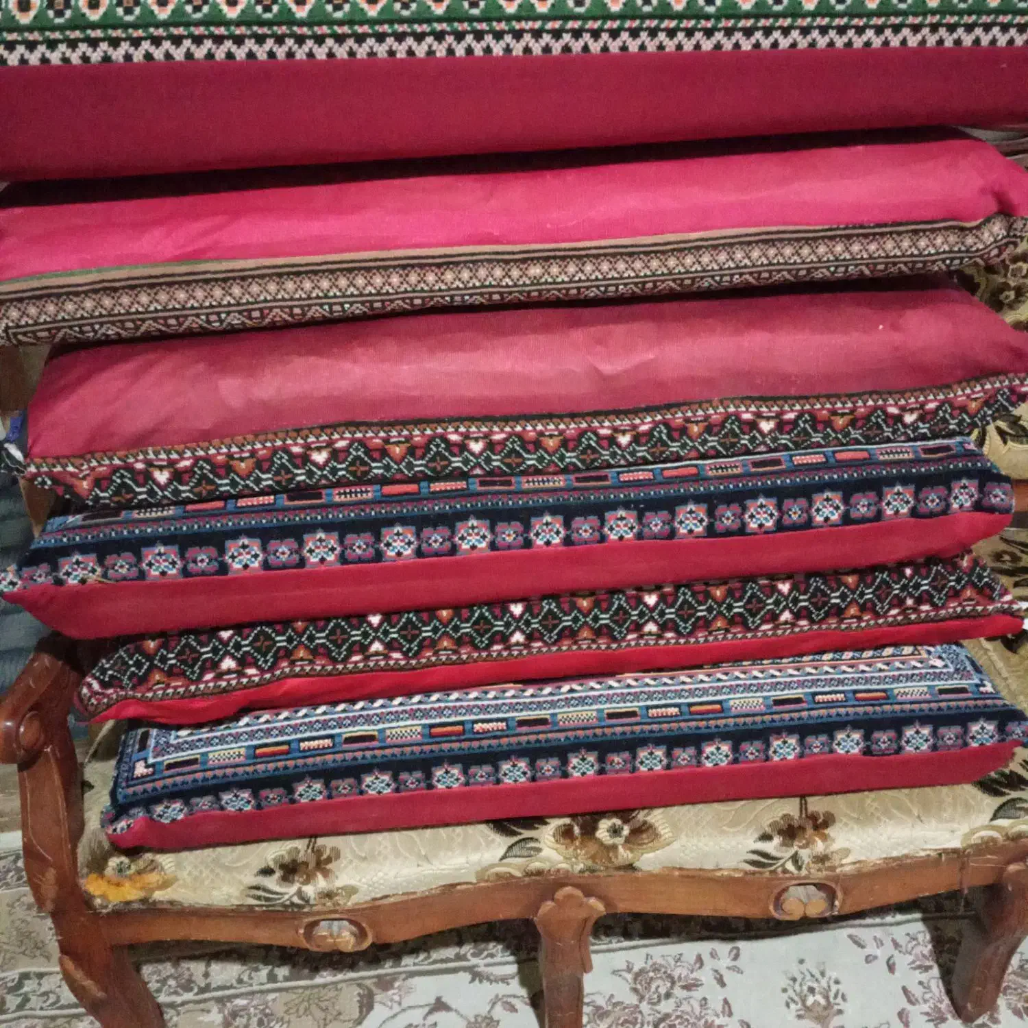 مبل، اجاق گاز و پشتی و ...|فرش|ارومیه, |دیوار