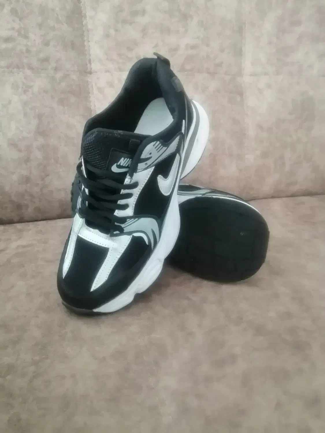 کفش نو اسپورت مردانه|کیف، کفش، کمربند|بانه, |دیوار