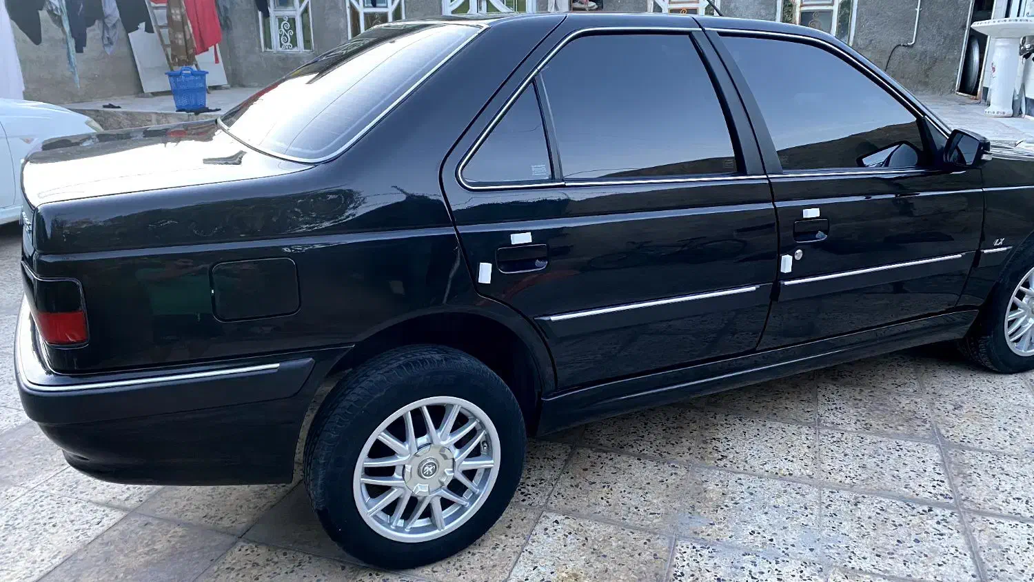 پارس مشکی مدل۴۰۱ درحد گازبرقی|خودرو سواری و وانت|داراب, |دیوار