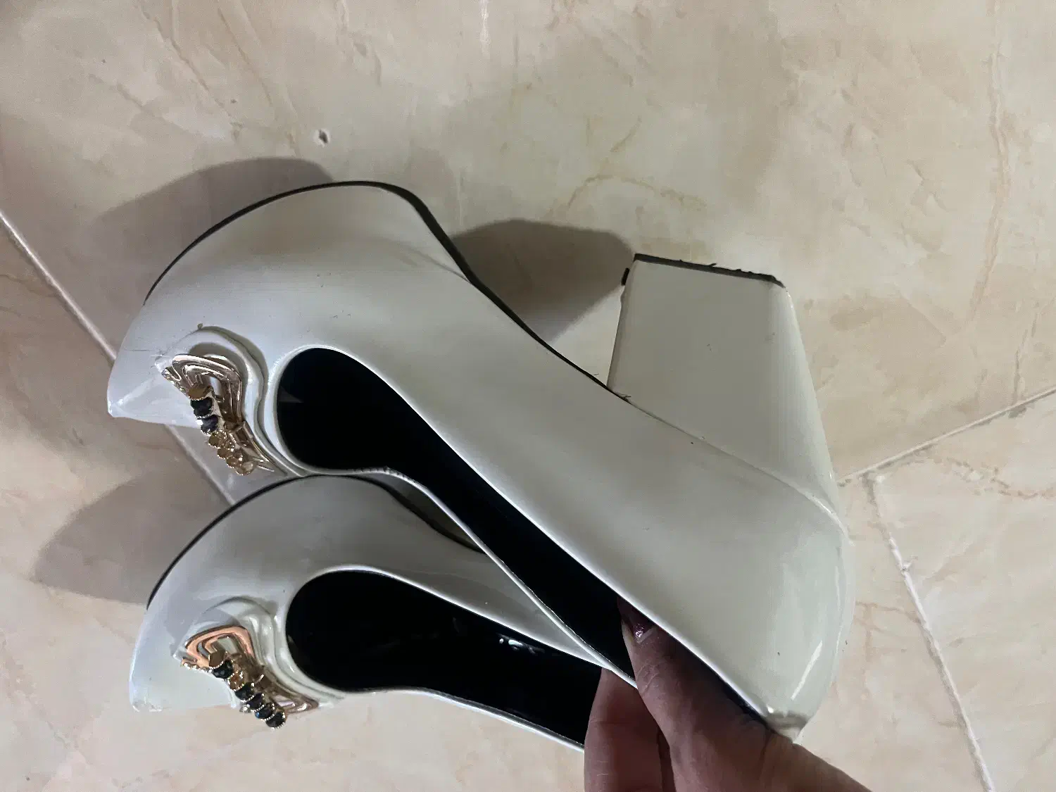 کفش مجلسی|کیف، کفش، کمربند|شاهرود, |دیوار