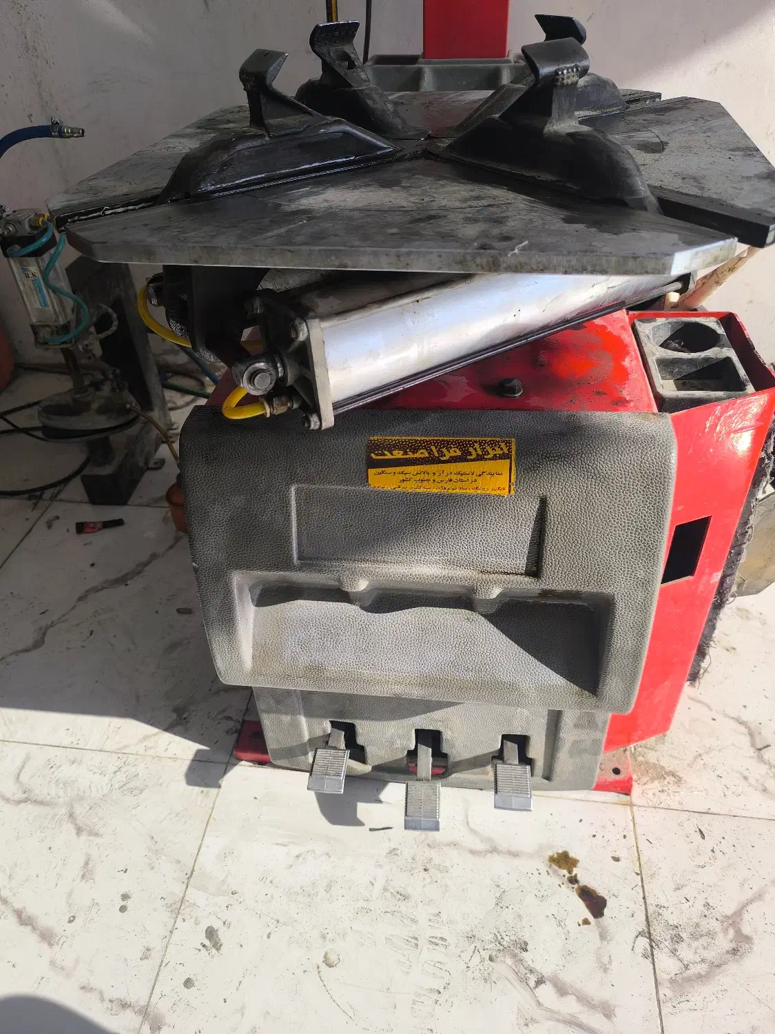 لاستیک درآر موتور اسکن|ماشینآلات صنعتی|اوز, |دیوار