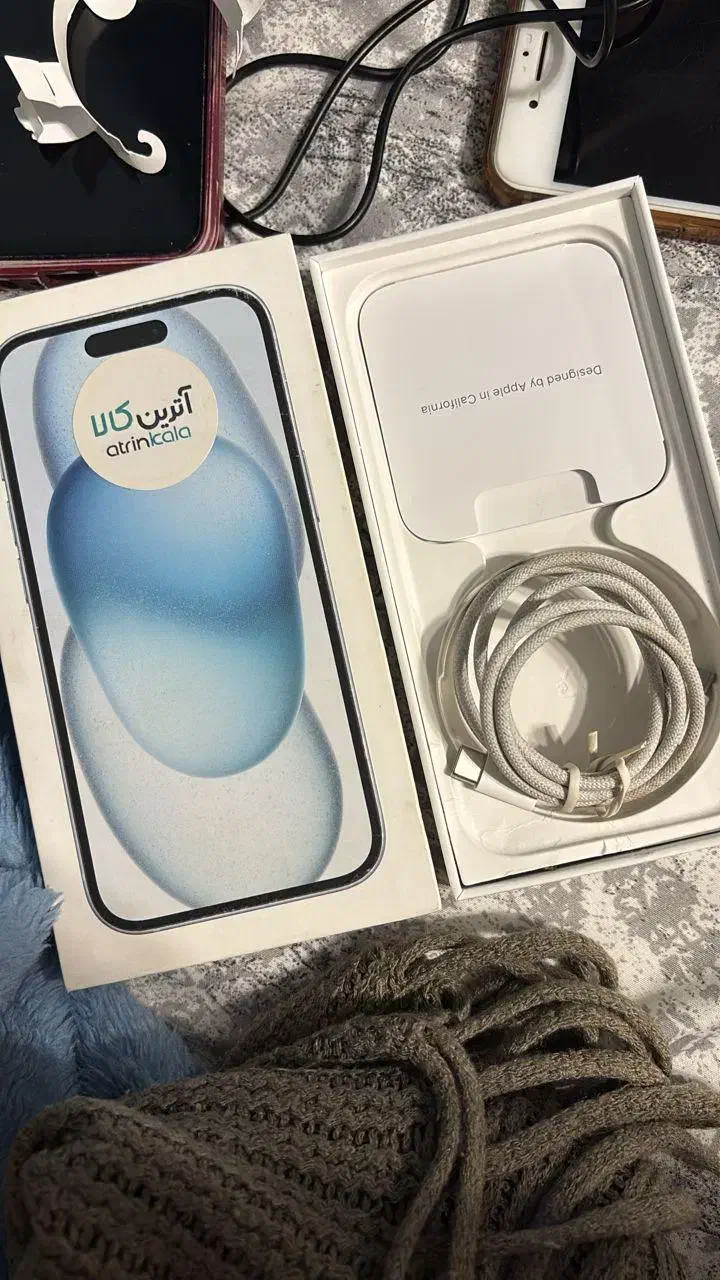 آیفون 15 نرمال 256 آبی یخی بدون رجیستر باتری 89|موبایل|تهران, فردوس|دیوار