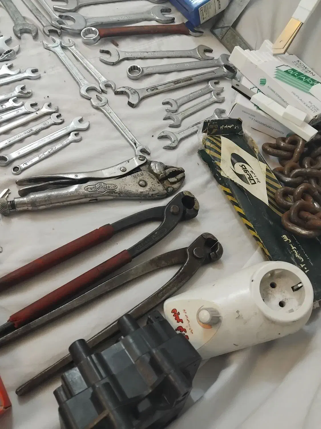 اچار|ابزارآلات|قم, چهار امامزاده|دیوار