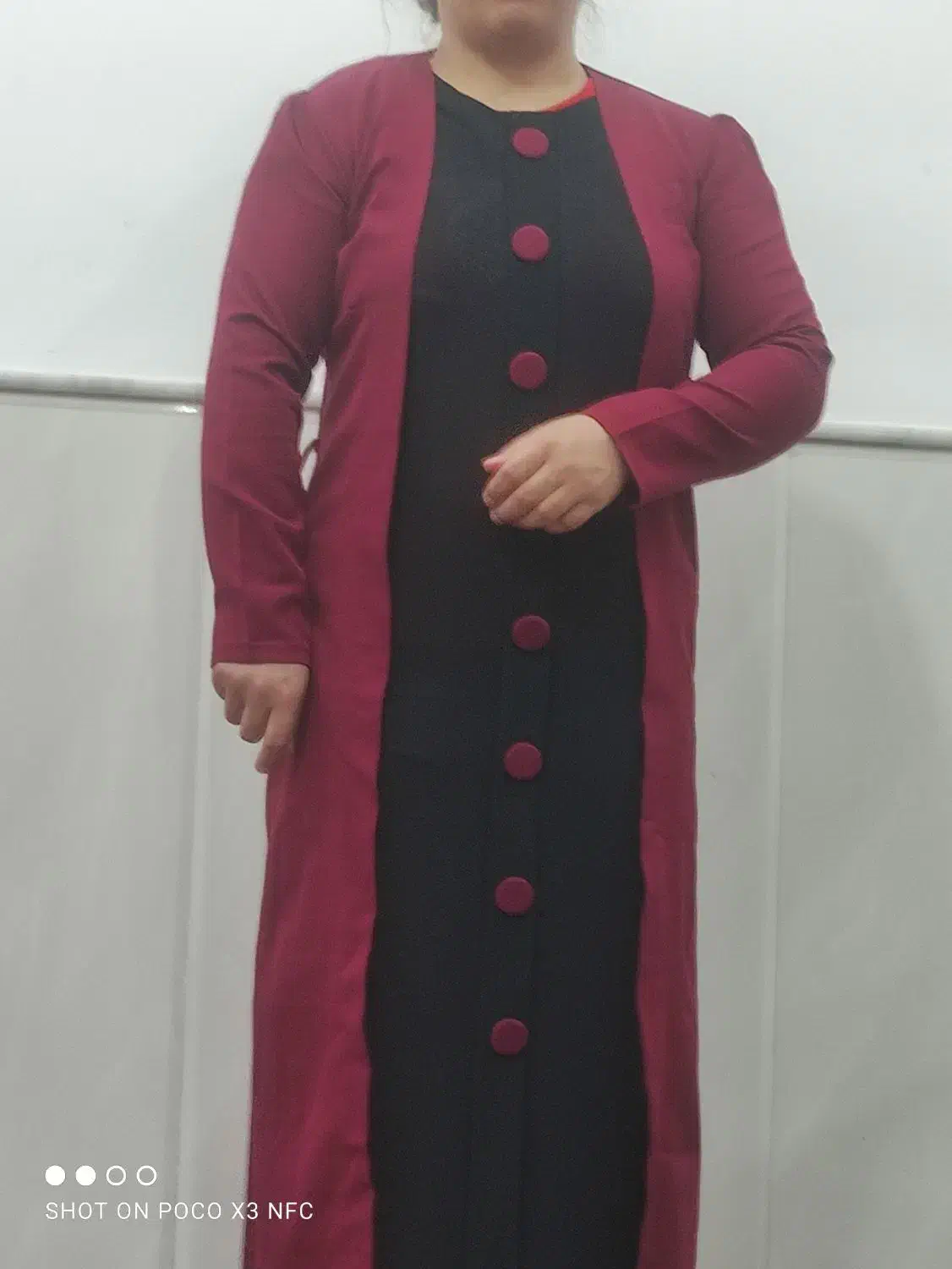 لباس زنانه|لباس|قم, قلعه کامکار|دیوار