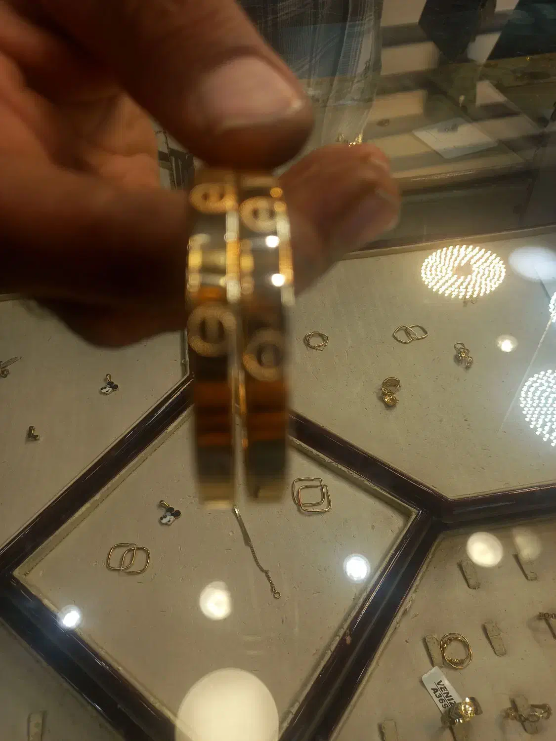 طلای گمشده|اشیا|دامغان, |دیوار