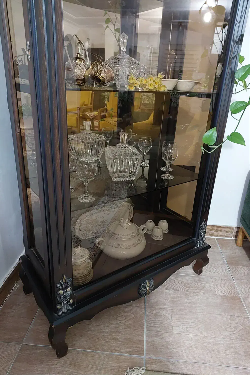 بوفه|بوفه، ویترین، کنسول|خمام, |دیوار