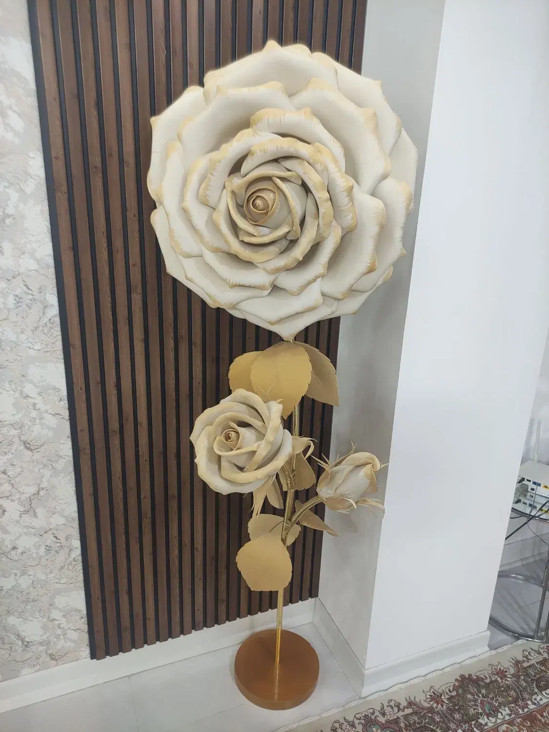 تابلو  ، میز ، صندلی  و گل|صندلی و نیمکت|زاهدان, |دیوار