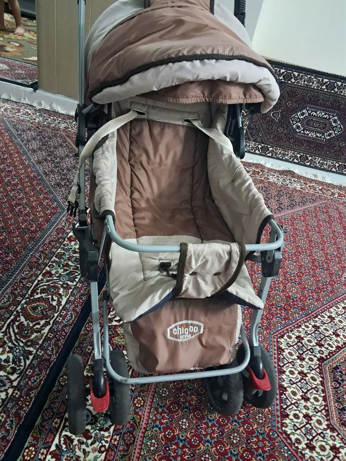 کالسکه نیاز به تعمیر وچهار چرخ نیاز به تعمیر|کالسکه و لوازم جانبی|زنجان, |دیوار